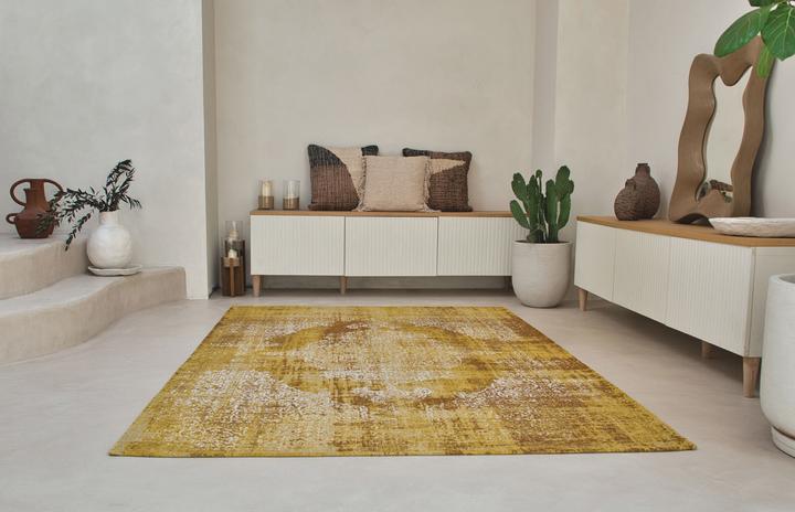 Actual product image Louis de Poortere Fading World Kirman (280 x 390 cm)