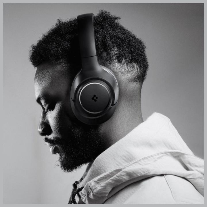 Actual product image Spigen Over-ear headphones SA2403 ANC PRO black (ANC, 60 h, Wireless)