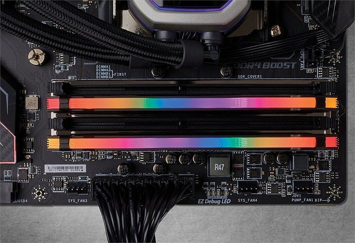 Actual product image Corsair Vengeance RGB Pro SL (4 x 16GB, 3600 MHz, DDR4-RAM, DIMM)