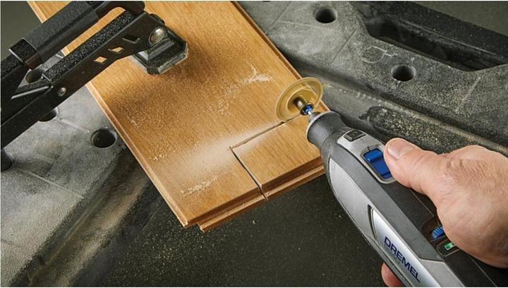 Immagine prodotto Dremel 8240 (Strumento di rotazione)