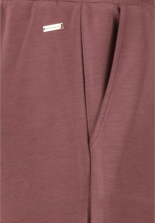 Actual product image Endurance Jacey V2 (34)