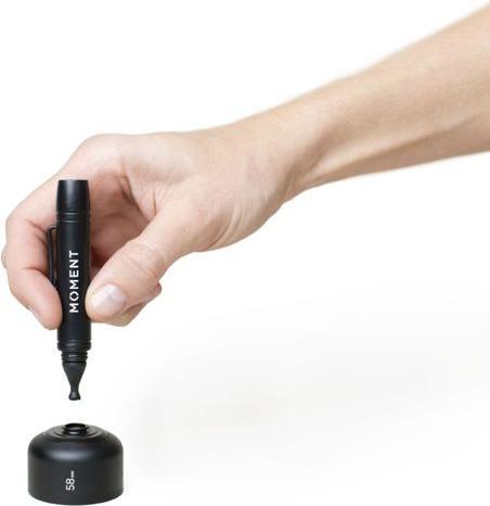Actual product image Moment Mobile Lens Cleaning Pen