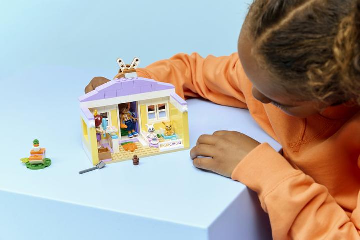 Produktbild LEGO Heartlake City Hasenhotel (42679, LEGO Friends)