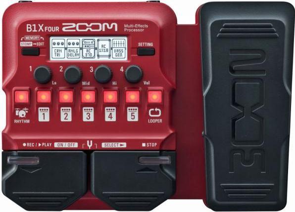 Zoom B1X FOUR Bass-Effektgerät mit Klinkenkabel 3m (E-Gitarre)