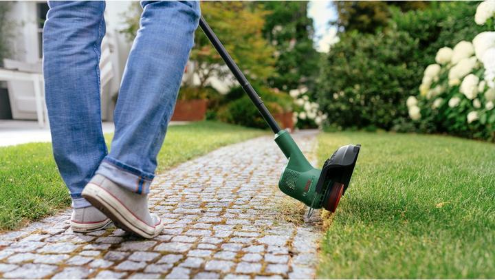 Produktbild Bosch Home & Garden EasyGrassCut 18V-26 (Trimmfaden)