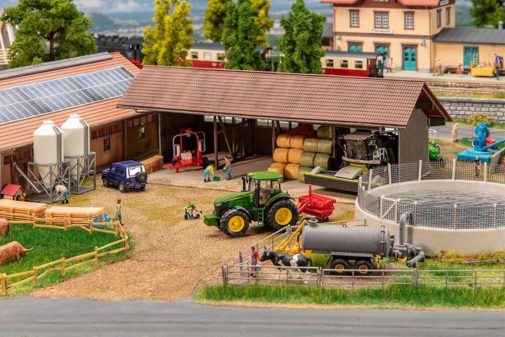 Produktbild Faller Geräteunterstand Güllegrube und Futtermittelsilos