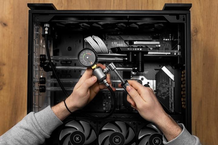 Actual product image EKWB EK-Loop Leak Tester Flex