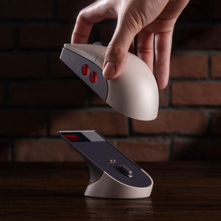 Produktbild 8bitdo Retro R8 (Kabelgebunden, Kabellos)