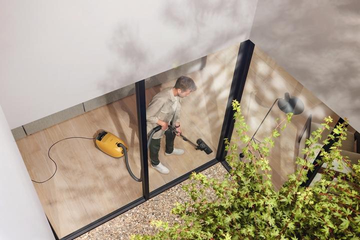 Produktbild Miele M1 Vacuum cleaner, yellow