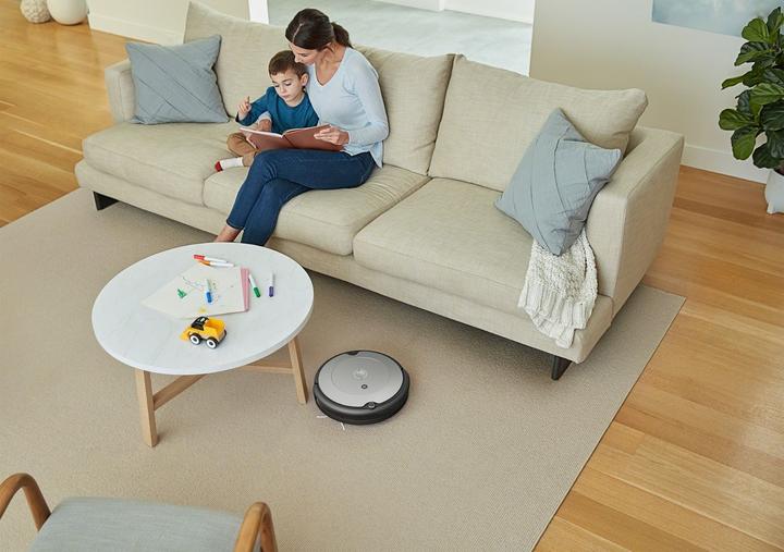 Immagine prodotto iRobot Roomba 698 (Aspirazione robotica)