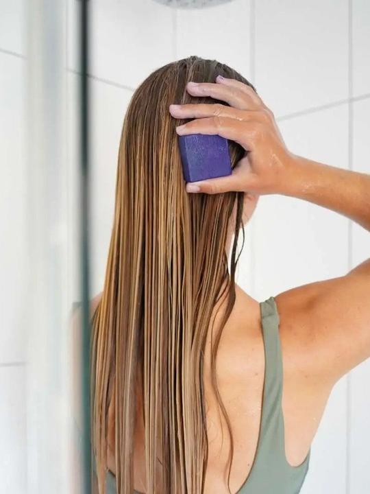 Actual product image Green Room Shampoo & Conditioner Set Color Correction Purple (Solid shampoo)