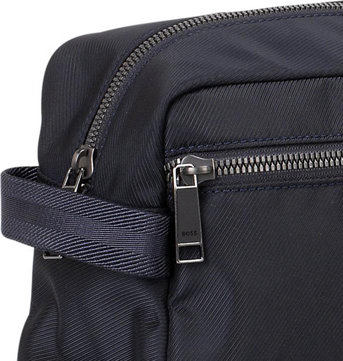 Actual product image BOSS Catch 3.0 Washbag