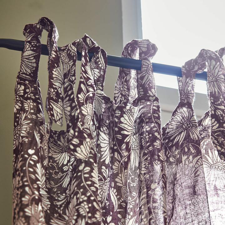 Produktbild Loberon Gardine Jouvenay bordeaux (250 x 140 cm)