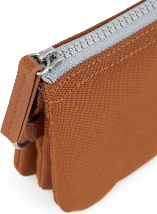 Produktbild Roka London Carnaby Bran Small Recycled Canvas