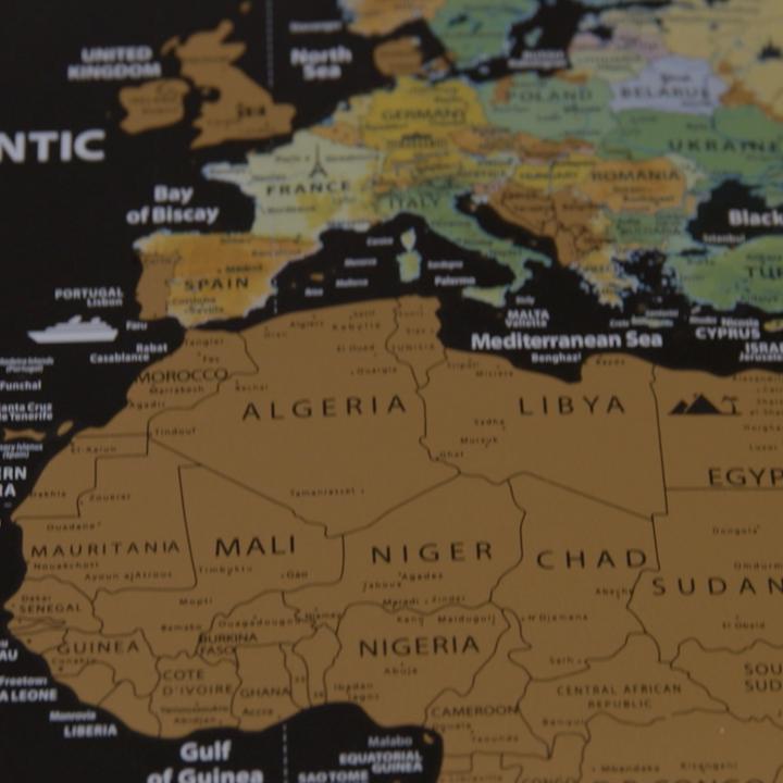 Image du produit I Am Creative Rubbel Weltkarte Scratch Map Poster 82x59cm Schwarz (82 x 59 cm)