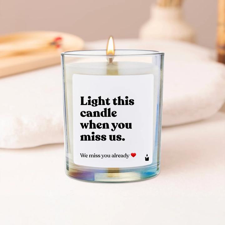Image du produit Chatty Candles Bougie parfumée Woody Light this candle when you miss us.
