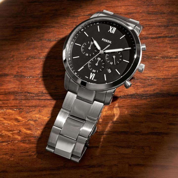 Actual product image Fossil Neutra (Chronograph, 44 mm)