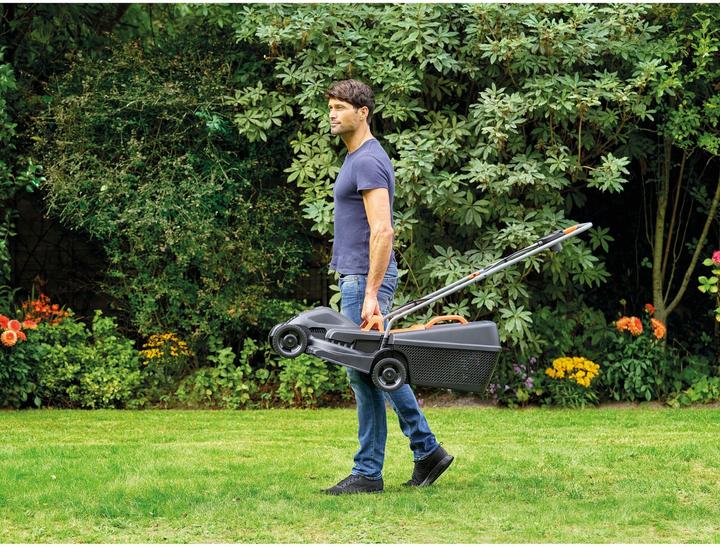 Actual product image Black & Decker Electric lawn mower (Electrical connection)