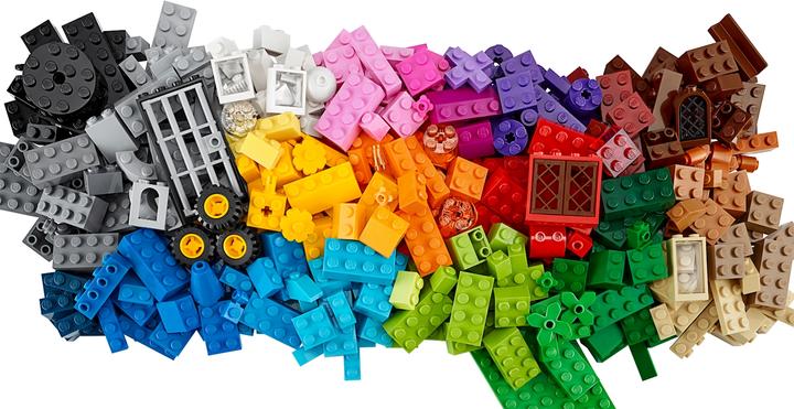 Actual product image LEGO Classic Large Building Blocks Box (10698, LEGO Classic)