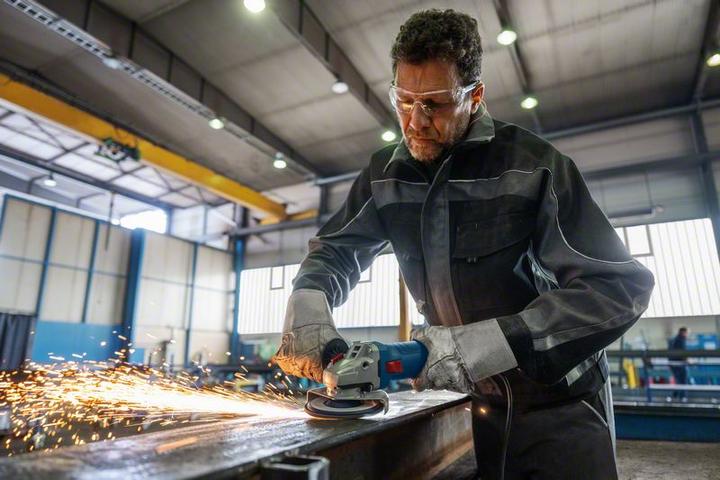 Produktbild Bosch Professional Winkelschleifer GWS 12-125, SDS-Überwurfmutter, im Karton (125 mm)