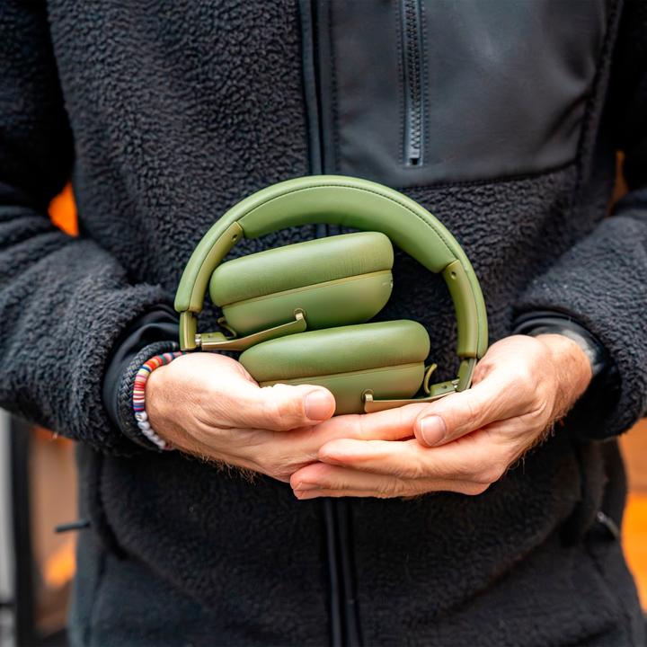 Actual product image Medion LIFE HX1-Pure Over Ear-Kopfhörer grün (NC, 100 h, Cable, Wireless)