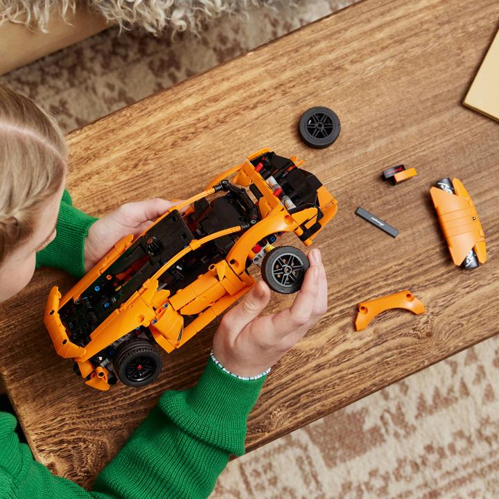 Actual product image LEGO Technic Lamborghini Huracán (42196, LEGO Technic, LEGO Rare Sets)