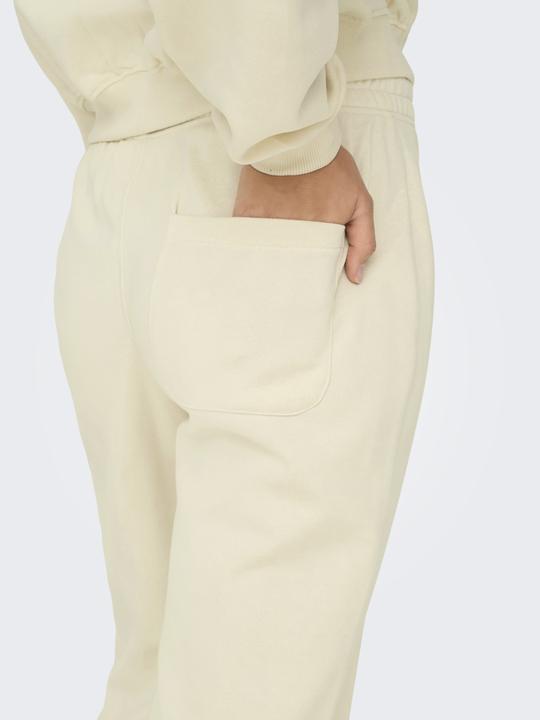 Image du produit Only Coupe normale Pantalon taille moyenne Pantalon de jogging (XS)