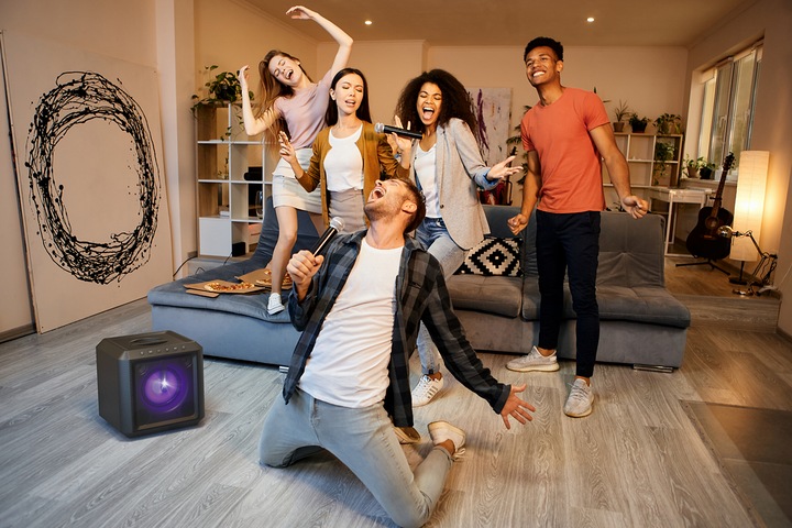 Actual product image Philips Bluetooth Speaker TAX4207/10 Black (12 h, Electrical connection)