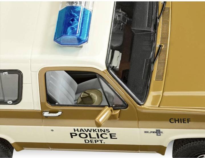Actual product image Revell Stranger Things 1985 Chevrolet K5 Blazer