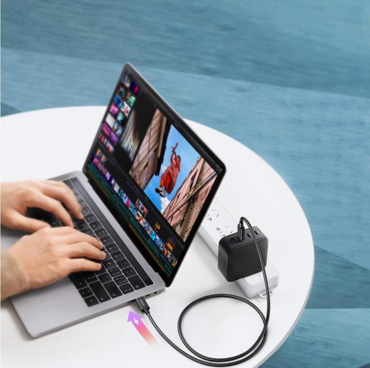 Actual product image Ugreen USB-C to USB-C Cable US501, Gen3, 100W, 8K, 0.8m (Black)