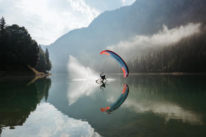 Image du produit Canon EOS R6 Mark II Kit (EU) (24 - 105 mm, 24.20 Mpx, Plein format)