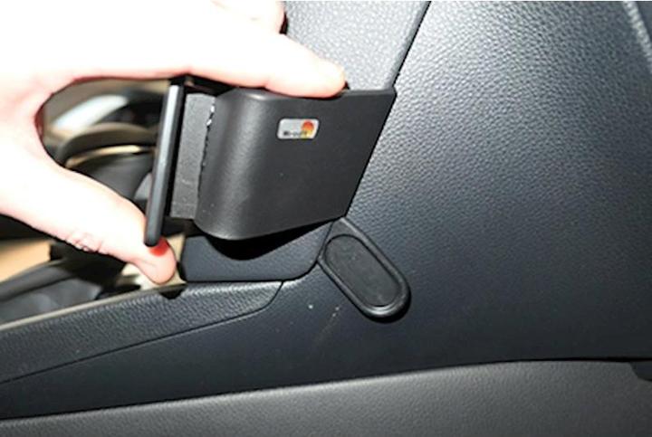 Image du produit Brodit 855731 Support voiture Toyota Yaris Cross 22-