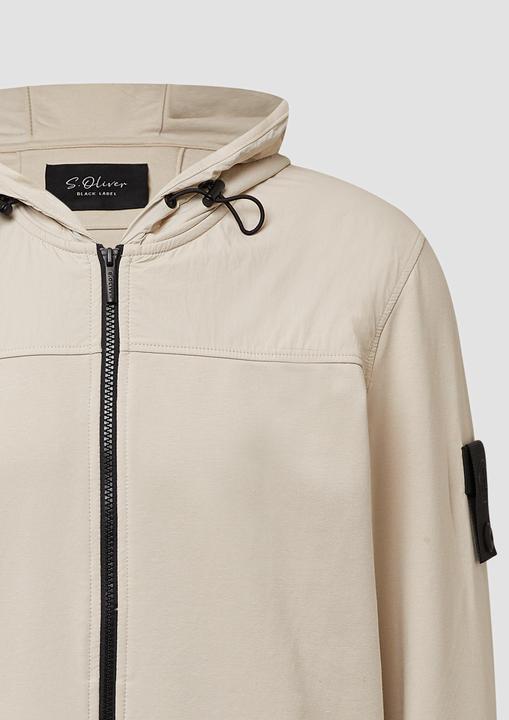 Produktbild s.Oliver Sweatshirt Jacke Sweatshirt-Jacke im Materialmix mit hochwertigen Details (S)