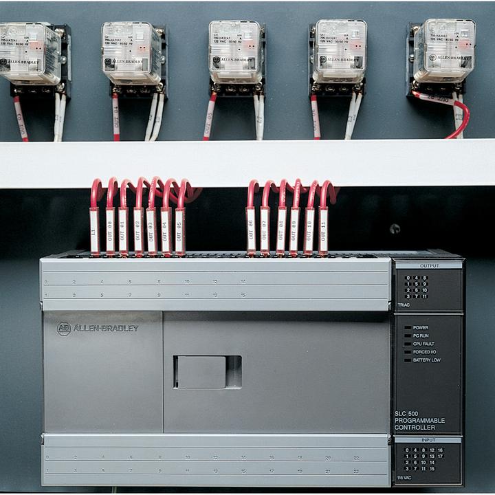 Actual product image Brady THTRDS-30x4,4-7696, sturdy Durasleeve(R) wire marker inserts, vinyl, white, 30.00 x 4.40 (8.42 cm)