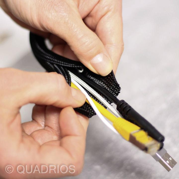 Produktbild Quadrios 23CA228 23CA228 Geflechtschlauch Schwarz Polyester 3 bis 4 mm 3 m (Kabelschlauch, 300 cm)