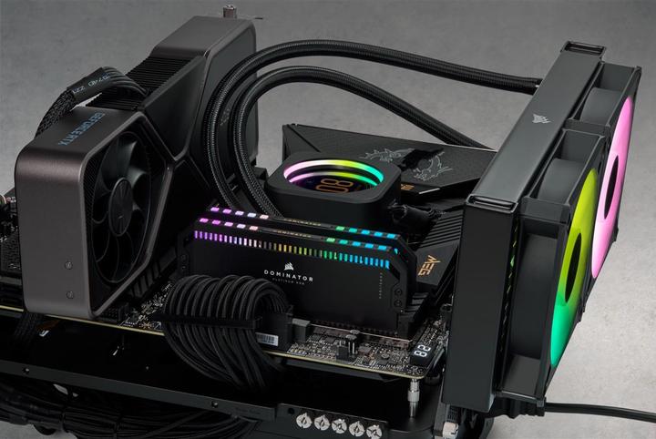 Immagine prodotto Corsair Dominator Platinum RGB (2 x 32GB, 5600 MHz, RAM DDR5, DIMM)