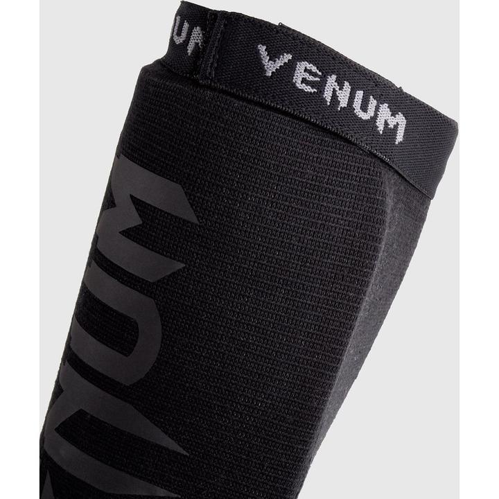 Actual product image Venum Kontact Shin guards Black, XL (XL)