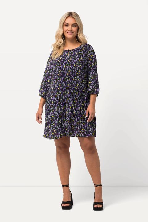 Actual product image Ulla Popken Pleat Floral Print 3/4 Sleeve Tunic Dress (50, 52)