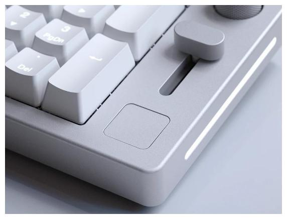 Produktbild Glorious GMMK Numpad Badge - Blank- White Ice