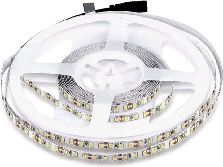Immagine prodotto V-TAC VT3528 Striscia LED SMD3528 120 LED ad alta luminosità 4000K IP20 5m (500 cm)