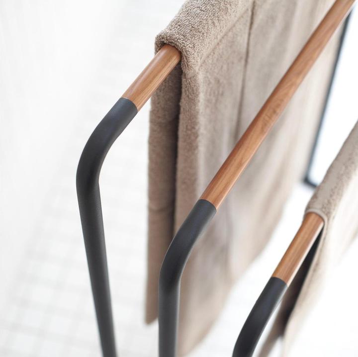 Image du produit Yamazaki Handtuchständer mit 3 Stangen PLAIN