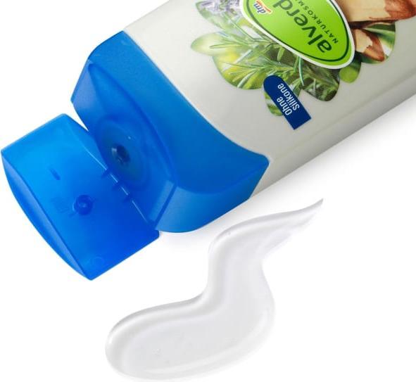 Actual product image dm alverde Anti-Schuppen Bio-Paranuss Bio-Rosmarin (200 ml, Liquid shampoo)