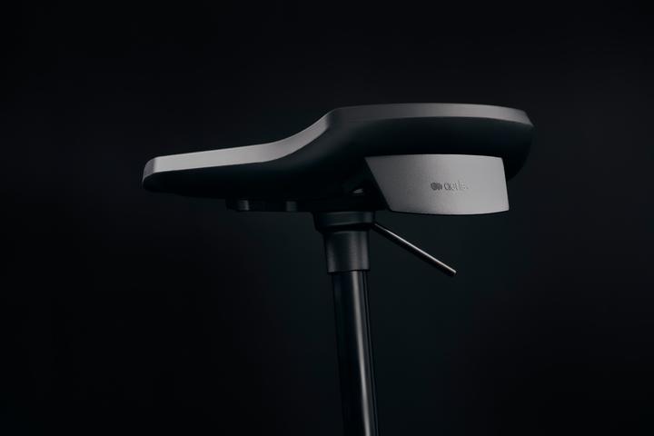 Actual product image Aeris Muvman stool (51 - 84 cm)
