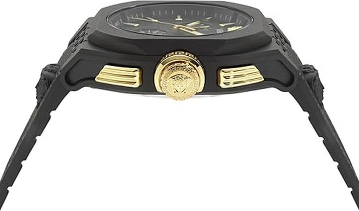 Actual product image Versace Elegant and fashionable chronograph with calendar, luminous hands, and Swiss movement (Chronograph, 44 mm)