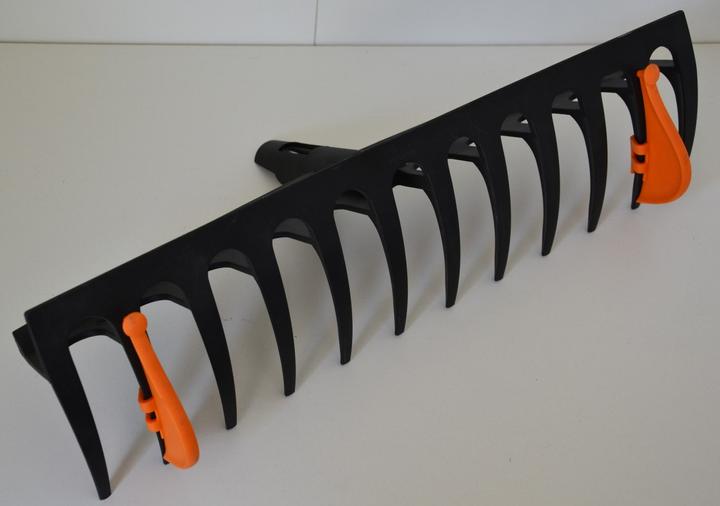 Produktbild Fiskars Laubrechen mit Gleitflügeln