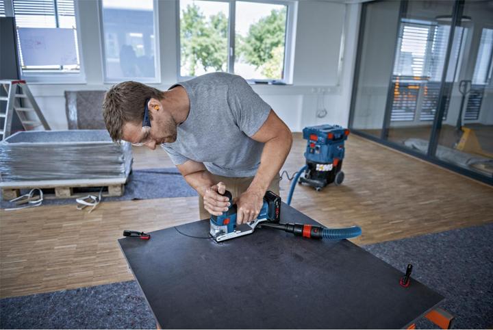 Produktbild Bosch Professional GST 18V-155 SC