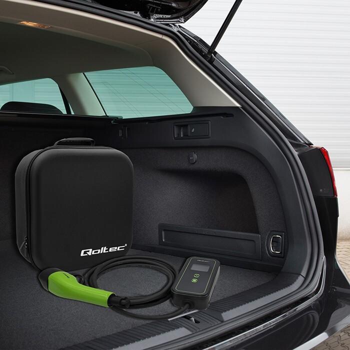 Produktbild Qoltec Mobiles EV-Ladegerät mit einstellbarem 2in1-Modus (Typ 2, 3.50 kW, 16 A)
