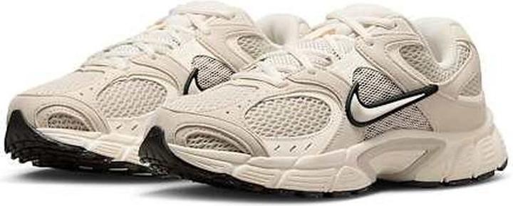 Image du produit Nike Women's V5 RNR (40.5)