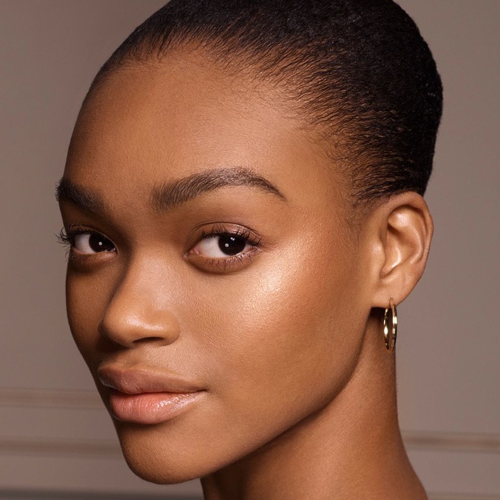 Actual product image Max Factor Facefinity Highlighter Powder (001 Nude Beam, Highlighter, 8 g)