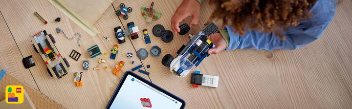 Produktbild LEGO Verfolgungsjagd im Polizeigeländewagen (60449, LEGO City)